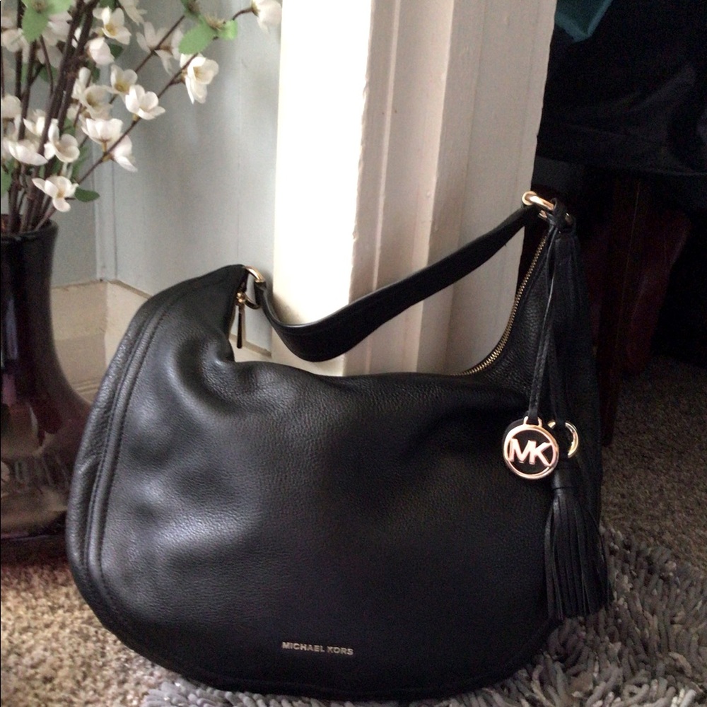 MK Micheal Kors Black medium sized shoulder hobo bag